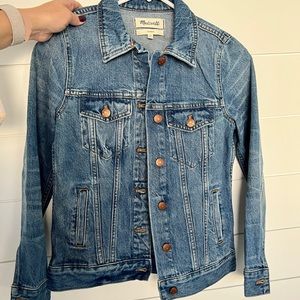 Madewell fitted denim jacket
